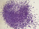 紫色のすみれ色の洗剤は色の斑点を作ることを粉にする